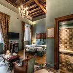 Navona Grand 4*
