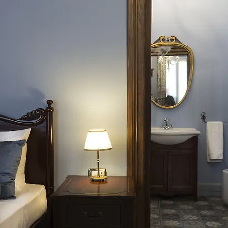 Navona Grand بيت ضيافة