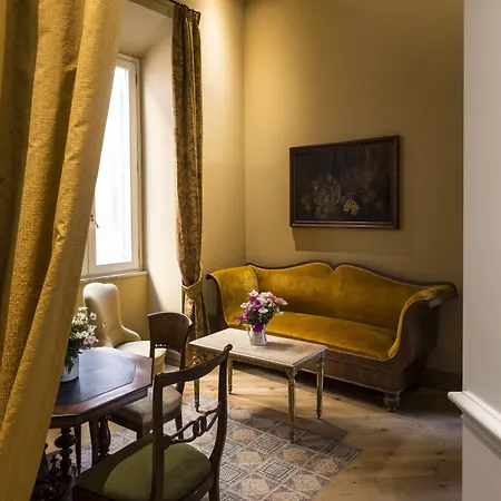 Navona Grand روما