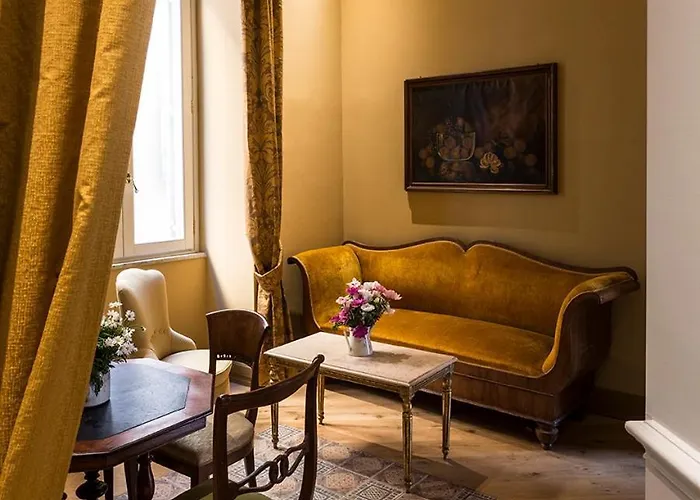 Navona Grand Gæstehus 4*